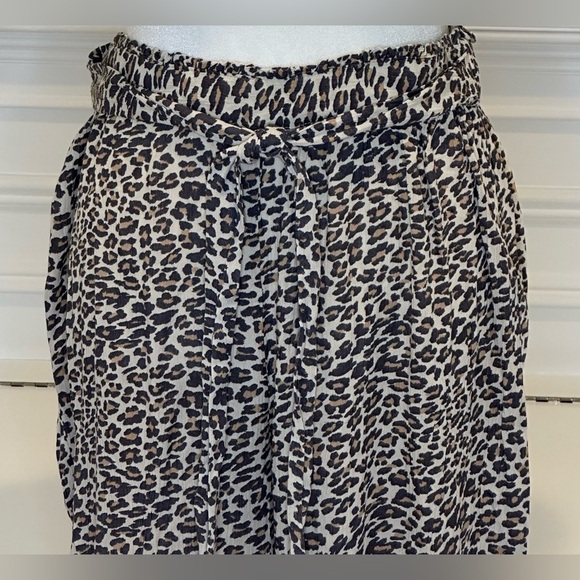 C&C California Leopard Print Wide Leg Pull on Pants with Tie Women’s Size Medium - Picture 4 of 11